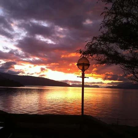 Brekkestranda Fjordhotel ホテル 3*