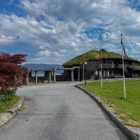 Brekkestranda Fjordhotel 3*
