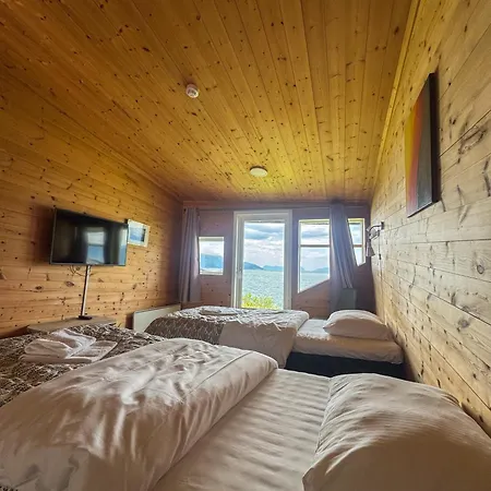 Brekkestranda Fjordhotel ホテル Brekke