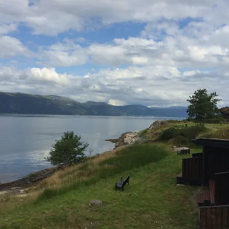 Brekkestranda Fjordhotel ホテル Brekke