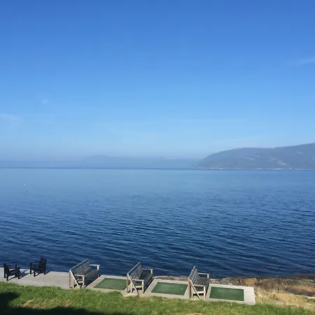 Brekkestranda Fjordhotel 3*