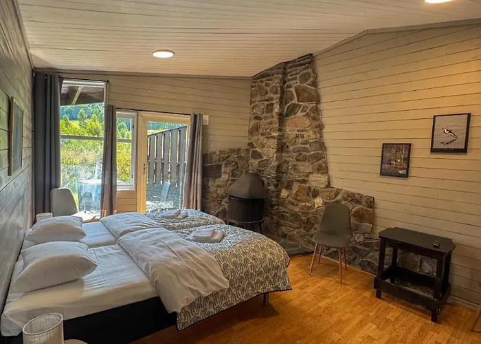 Brekkestranda Fjordhotel 3*