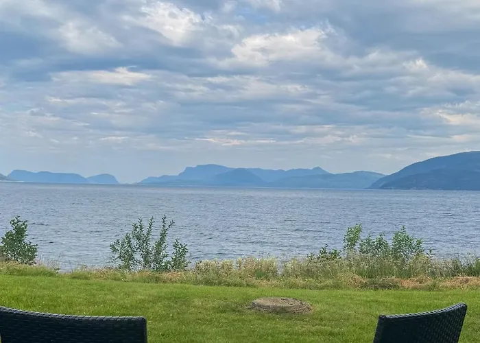 Brekkestranda Fjordhotel Brekke (Sogn og Fjordane)