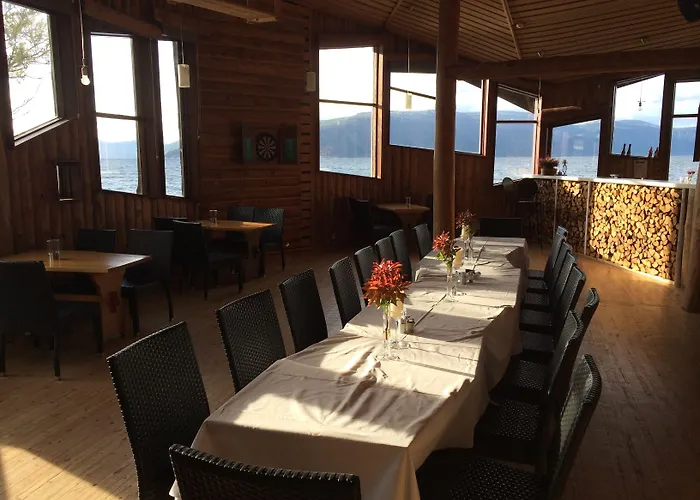 Hotel Brekkestranda Fjordhotel
