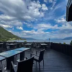 Brekkestranda Fjordhotel Hotell 3*