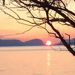 Hotell Brekkestranda Fjordhotel 3*