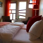 Hotell Brekkestranda Fjordhotel