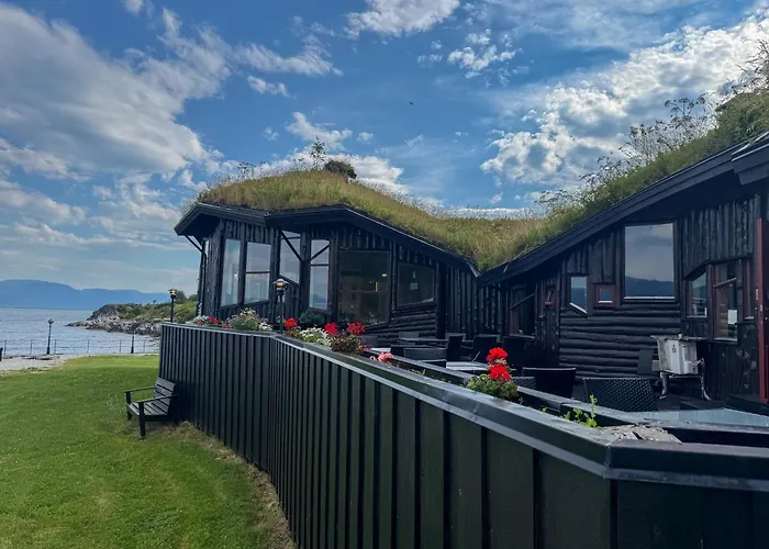 Hotell Brekkestranda Fjordhotel